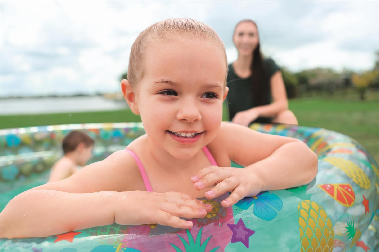 Bestway® ?67" x H21"/?1.70m x H53cm Tropical Play Pool