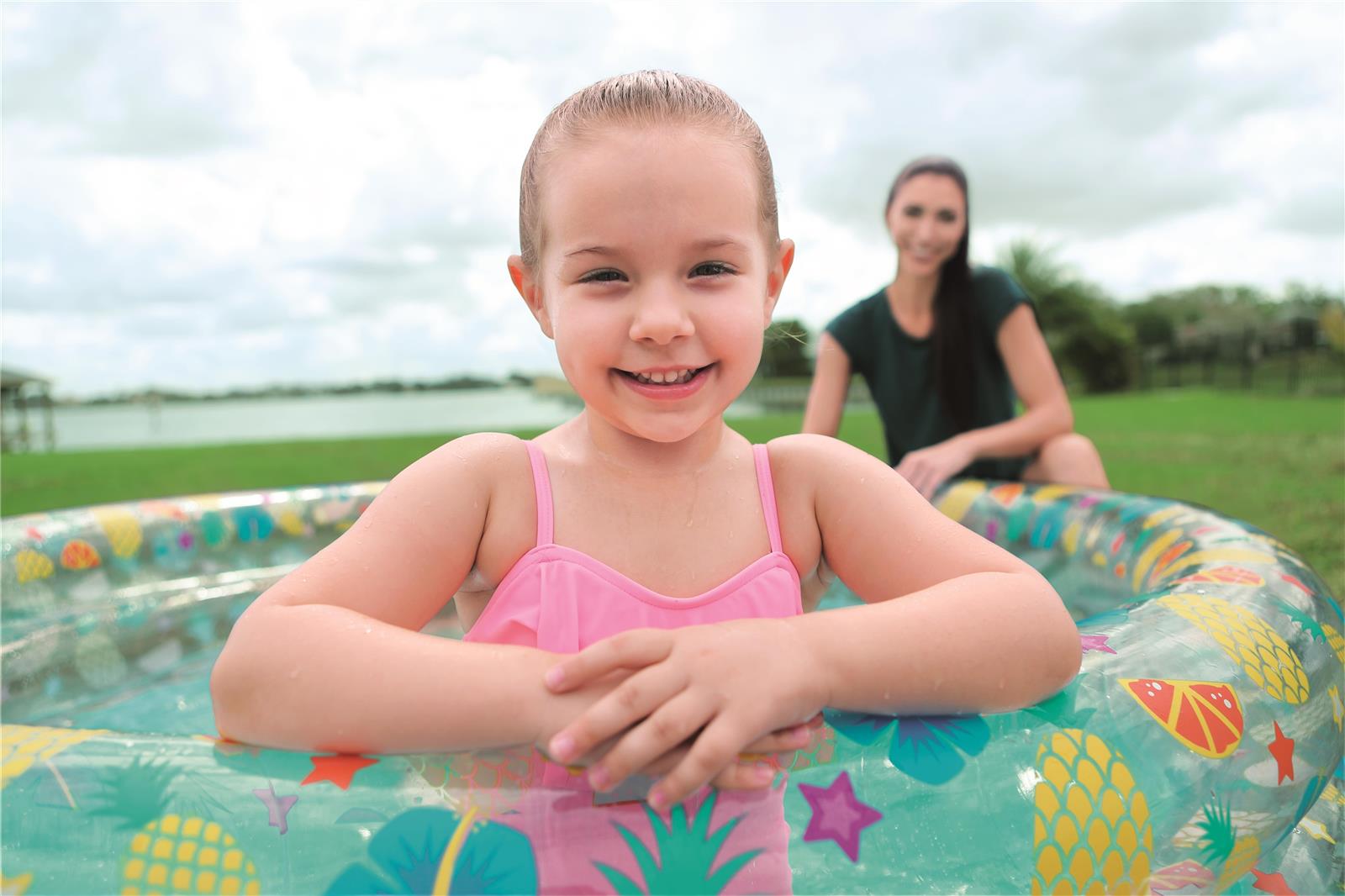 Bestway® ?67" x H21"/?1.70m x H53cm Tropical Play Pool